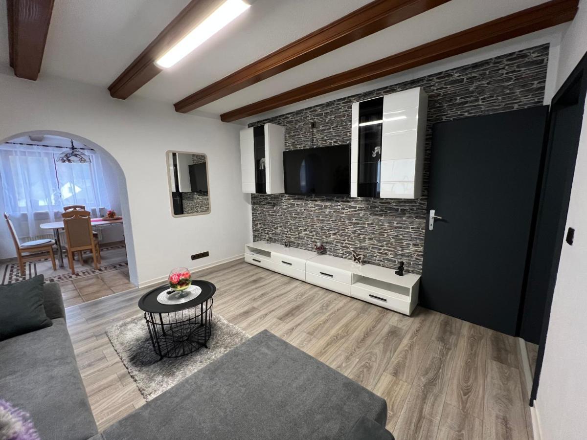3 Zimmer Ferienwohnung Denis โอเบอร์เวเซิล ภายนอก รูปภาพ